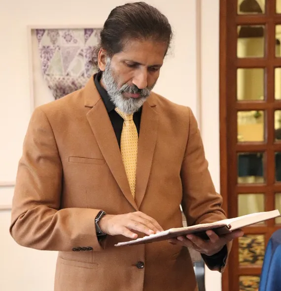 Session on Public Speaking by Anurag Aggarwal